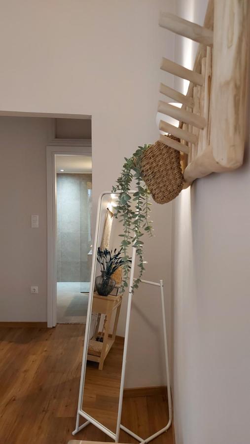 Onar Beachfront Residence, Loutraki Esterno foto
