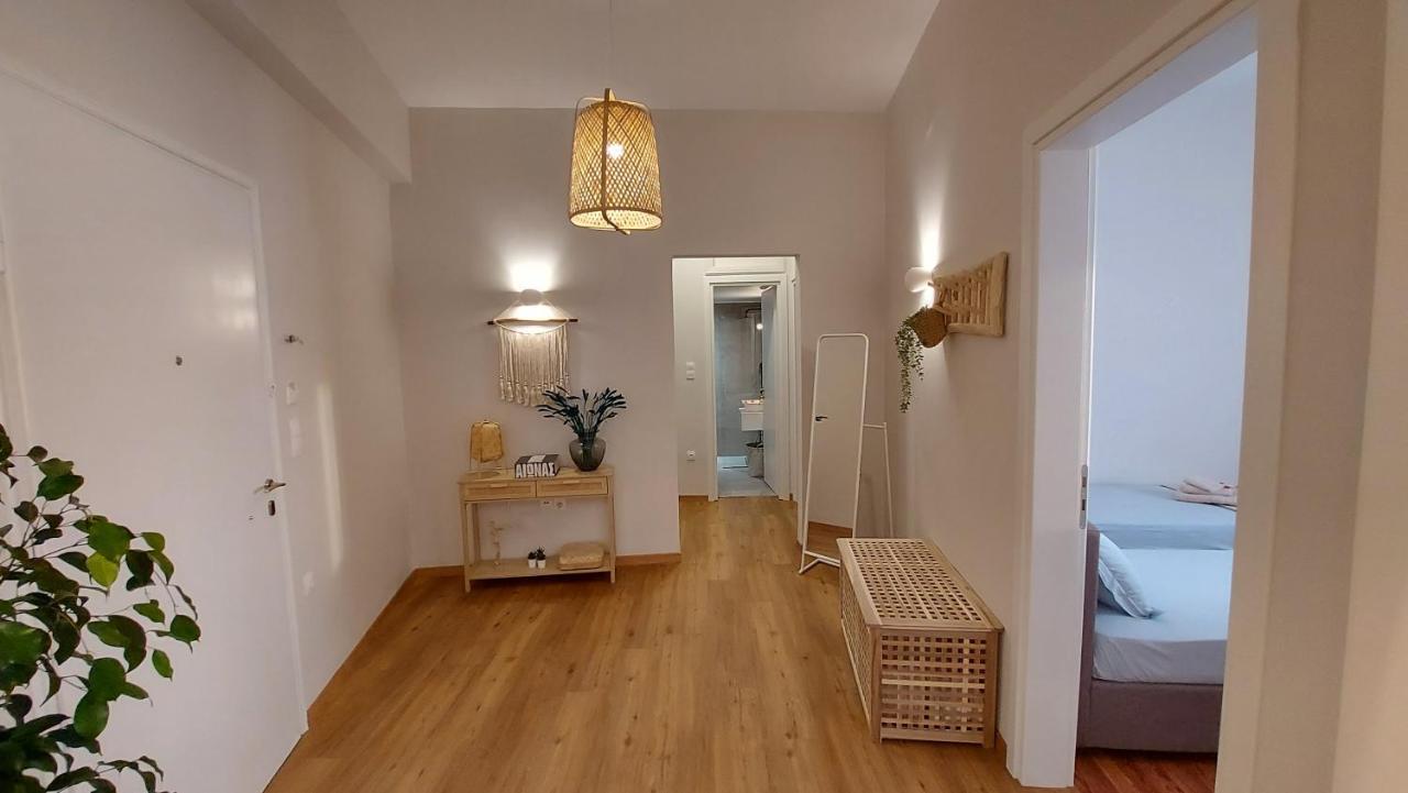 Onar Beachfront Residence, Loutraki Esterno foto